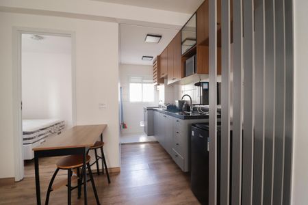 Apartamento para alugar com 45m², 2 quartos e 1 vaga Apartamento para alugar com 45m², 2 quartos e 1 vagaSala/Cozinha/Área de Serviço