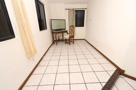 Apartamento para alugar com 100m², 3 quartos e 1 vaga Apartamento para alugar com 100m², 3 quartos e 1 vagaSala