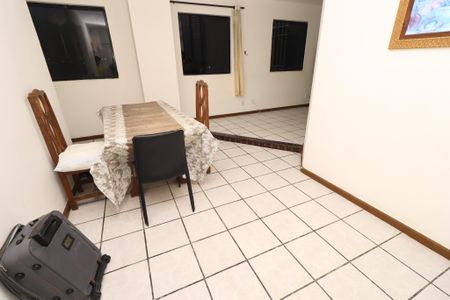 Apartamento para alugar com 100m², 3 quartos e 1 vaga Apartamento para alugar com 100m², 3 quartos e 1 vagaSala