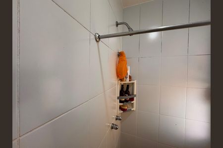 Casa de condomínio à venda com 203m², 5 quartos e 3 vagas Casa de condomínio à venda com 203m², 5 quartos e 3 vagasÁrea de Serviço - Banheiro