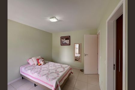 Casa de condomínio à venda com 203m², 5 quartos e 3 vagas Casa de condomínio à venda com 203m², 5 quartos e 3 vagasSuíte 4