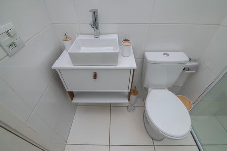 Apartamento para alugar com 59m², 2 quartos e 1 vaga Apartamento para alugar com 59m², 2 quartos e 1 vagaBanheiro