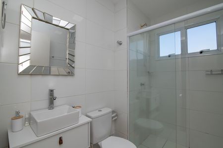 Apartamento para alugar com 59m², 2 quartos e 1 vaga Apartamento para alugar com 59m², 2 quartos e 1 vagaBanheiro