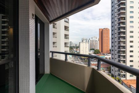 Apartamento à venda com 130m², 3 quartos e 2 vagas Apartamento à venda com 130m², 3 quartos e 2 vagasVaranda da Sala