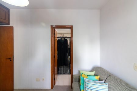Apartamento à venda com 130m², 3 quartos e 2 vagas Apartamento à venda com 130m², 3 quartos e 2 vagasSuíte 1