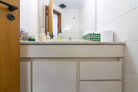 Apartamento à venda com 130m², 3 quartos e 2 vagas Apartamento à venda com 130m², 3 quartos e 2 vagasLavabo
