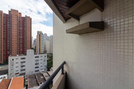 Apartamento à venda com 130m², 3 quartos e 2 vagas Apartamento à venda com 130m², 3 quartos e 2 vagasvaranda da Suíte 1