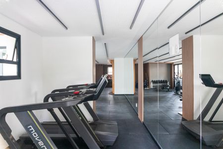 Apartamento à venda com 130m², 3 quartos e 2 vagas Apartamento à venda com 130m², 3 quartos e 2 vagasÁrea comum - Academia