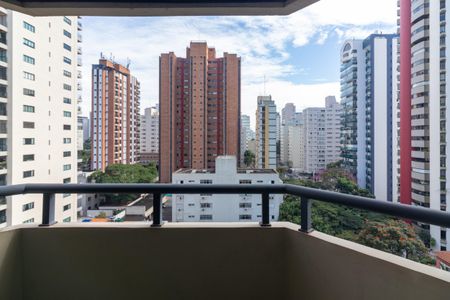 Apartamento à venda com 130m², 3 quartos e 2 vagas Apartamento à venda com 130m², 3 quartos e 2 vagasVaranda da Sala