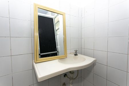 Casa de condomínio para alugar com 90m², 2 quartos e sem vaga Casa de condomínio para alugar com 90m², 2 quartos e sem vagaBanheiro