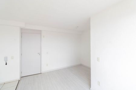Sala de apartamento para alugar com 2 quartos, 45m² em Santa Cruz, Rio de Janeiro