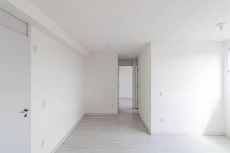 Sala de apartamento para alugar com 2 quartos, 45m² em Santa Cruz, Rio de Janeiro