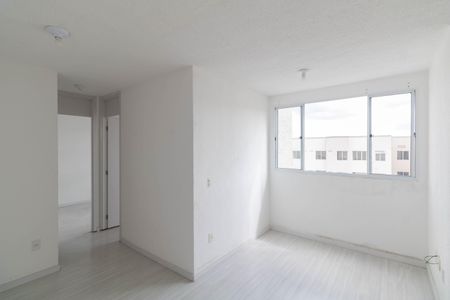 Sala de apartamento para alugar com 2 quartos, 45m² em Santa Cruz, Rio de Janeiro