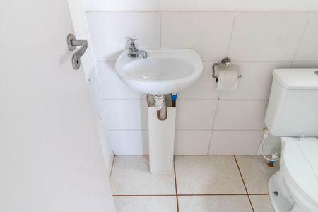 Apartamento para alugar com 45m², 2 quartos e sem vaga Apartamento para alugar com 45m², 2 quartos e sem vagaBanheiro