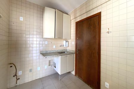 Apartamento para alugar com 150m², 2 quartos e 1 vaga Apartamento para alugar com 150m², 2 quartos e 1 vagaCozinha