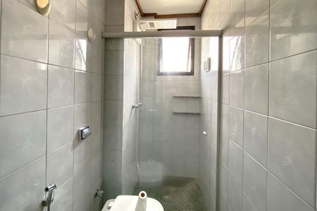 Apartamento para alugar com 150m², 2 quartos e 1 vaga Apartamento para alugar com 150m², 2 quartos e 1 vagaBanheiro da Suíte 1