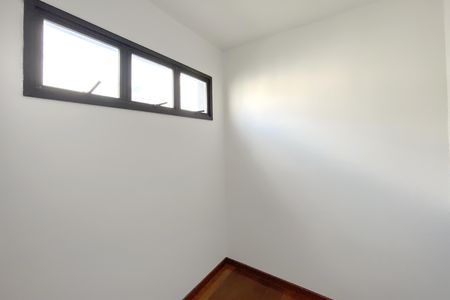 Apartamento para alugar com 150m², 2 quartos e 1 vaga Apartamento para alugar com 150m², 2 quartos e 1 vagaQuarto de Serviço