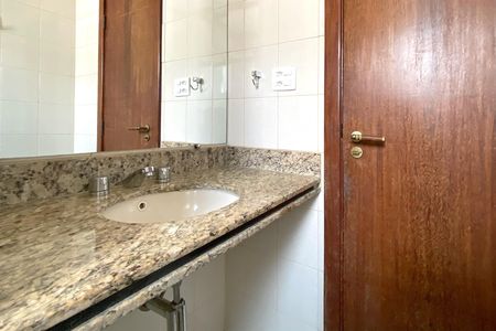 Apartamento para alugar com 150m², 2 quartos e 1 vaga Apartamento para alugar com 150m², 2 quartos e 1 vagaBanheiro