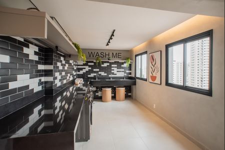 Apartamento à venda com 37m², 2 quartos e sem vagaÁrea comum - Lavanderia