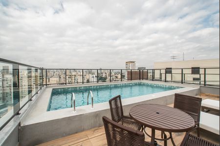 Apartamento à venda com 37m², 2 quartos e sem vagaÁrea comum - Piscina