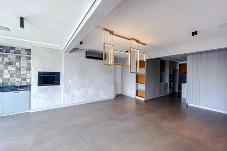 Sala de apartamento à venda com 2 quartos, 134m² em Vila Anastácio, São Paulo