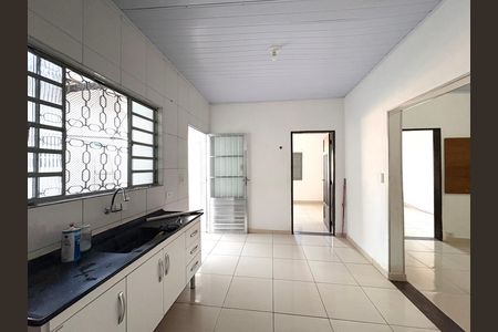 Casa para alugar com 50m², 2 quartos e sem vaga Casa para alugar com 50m², 2 quartos e sem vagaCozinha