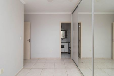 Apartamento à venda com 65m², 2 quartos e 2 vagas Apartamento à venda com 65m², 2 quartos e 2 vagasQuarto 2