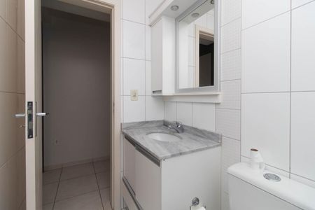 Apartamento à venda com 65m², 2 quartos e 2 vagas Apartamento à venda com 65m², 2 quartos e 2 vagasBanheiro Social