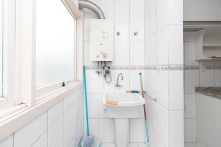 Apartamento à venda com 65m², 2 quartos e 2 vagas Apartamento à venda com 65m², 2 quartos e 2 vagasCozinha e Área de Serviço