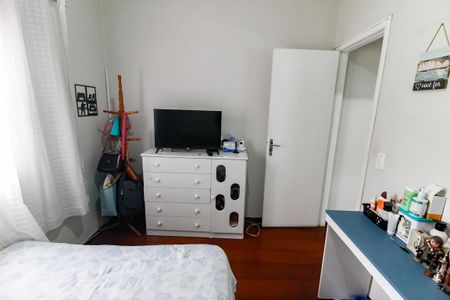 Casa à venda com 100m², 3 quartos e 4 vagas Casa à venda com 100m², 3 quartos e 4 vagasQuarto 1