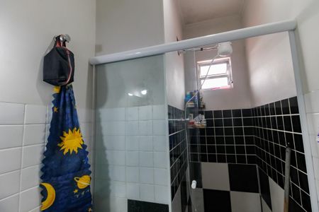 Casa à venda com 100m², 3 quartos e 4 vagas Casa à venda com 100m², 3 quartos e 4 vagasBanheiro