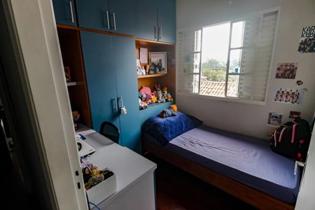 Casa à venda com 100m², 3 quartos e 4 vagas Casa à venda com 100m², 3 quartos e 4 vagasQuarto 2