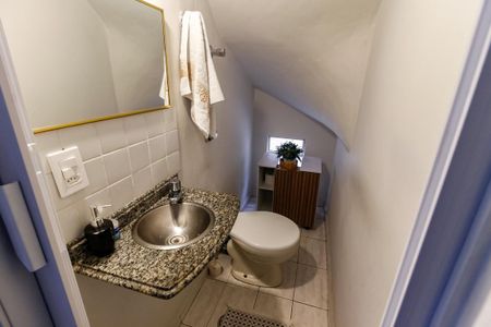 Casa à venda com 100m², 3 quartos e 4 vagas Casa à venda com 100m², 3 quartos e 4 vagasLavabo