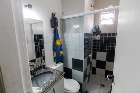 Casa à venda com 100m², 3 quartos e 4 vagas Casa à venda com 100m², 3 quartos e 4 vagasBanheiro