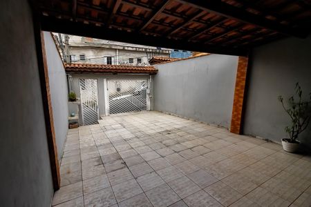Casa à venda com 100m², 3 quartos e 4 vagas Casa à venda com 100m², 3 quartos e 4 vagasGaragem