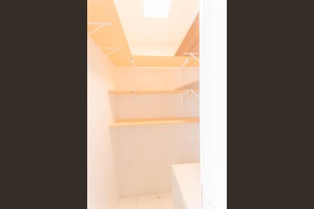 Apartamento à venda com 97m², 3 quartos e 2 vagas Apartamento à venda com 97m², 3 quartos e 2 vagasDespensa