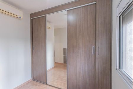 Apartamento à venda com 97m², 3 quartos e 2 vagas Apartamento à venda com 97m², 3 quartos e 2 vagasSuíte