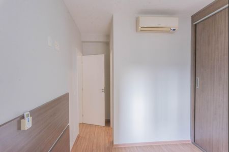 Apartamento à venda com 97m², 3 quartos e 2 vagas Apartamento à venda com 97m², 3 quartos e 2 vagasSuíte
