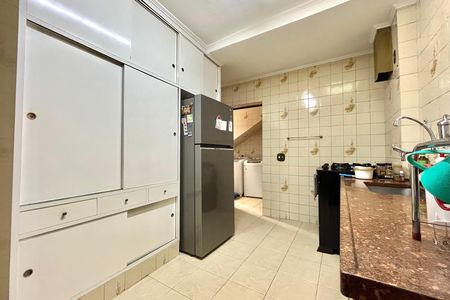 Casa à venda com 145m², 3 quartos e 1 vaga Casa à venda com 145m², 3 quartos e 1 vagaCozinha