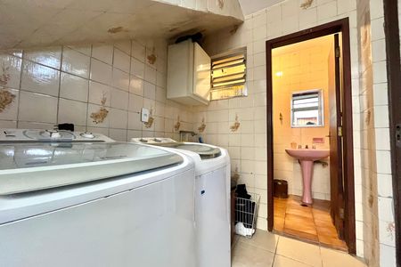Casa à venda com 145m², 3 quartos e 1 vaga Casa à venda com 145m², 3 quartos e 1 vagaÁrea de Serviço