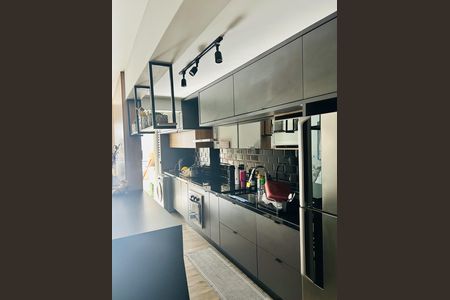 Cozinha de apartamento para alugar com 1 quarto, 80m² em Vila Andrade, São Paulo