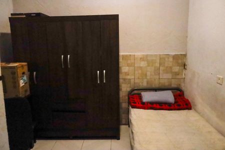Casa à venda com 40m², 4 quartos e sem vaga Casa à venda com 40m², 4 quartos e sem vagaQuarto 1