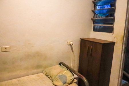 Casa à venda com 40m², 4 quartos e sem vaga Casa à venda com 40m², 4 quartos e sem vagaQuarto 1