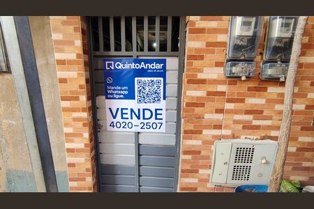 Casa à venda com 40m², 4 quartos e sem vaga Casa à venda com 40m², 4 quartos e sem vagaplaca