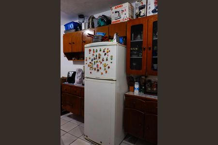 Casa à venda com 40m², 4 quartos e sem vaga Casa à venda com 40m², 4 quartos e sem vagaCozinha