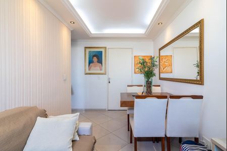 Sala de apartamento à venda com 2 quartos, 52m² em Vila Basileia, São Paulo