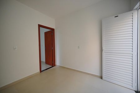 Sala de apartamento para alugar com 1 quarto, 30m² em Serraria, São José
