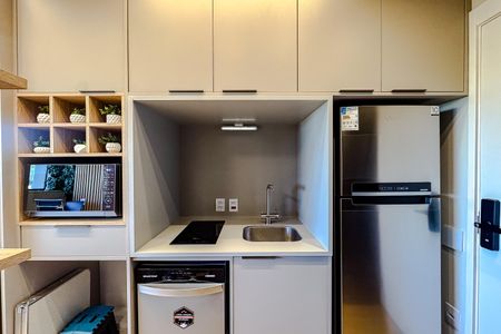Studio para alugar com 25m², 1 quarto e sem vaga Studio para alugar com 25m², 1 quarto e sem vagaCozinha