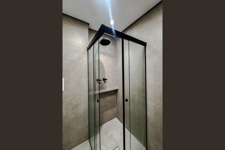 Banheiro de kitnet/studio para alugar com 1 quarto, 25m² em Alto da Mooca, São Paulo