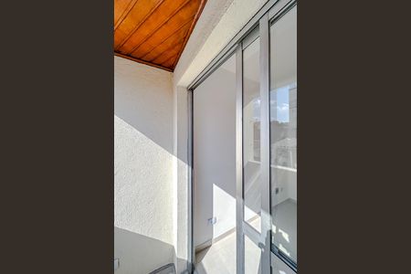 Apartamento para alugar com 55m², 2 quartos e 1 vagaVaranda